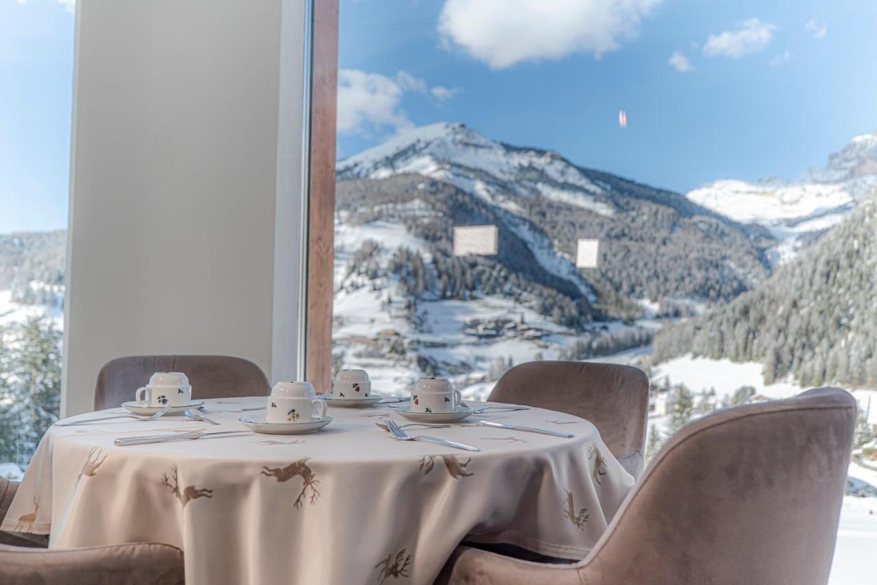 Hotel Chalet Dlaces Селва ди Вал Гардена Екстериор снимка